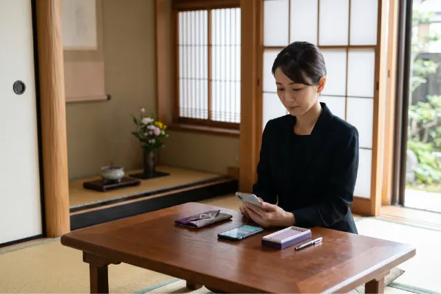 メールやLINEでのお悔やみの返事マナー